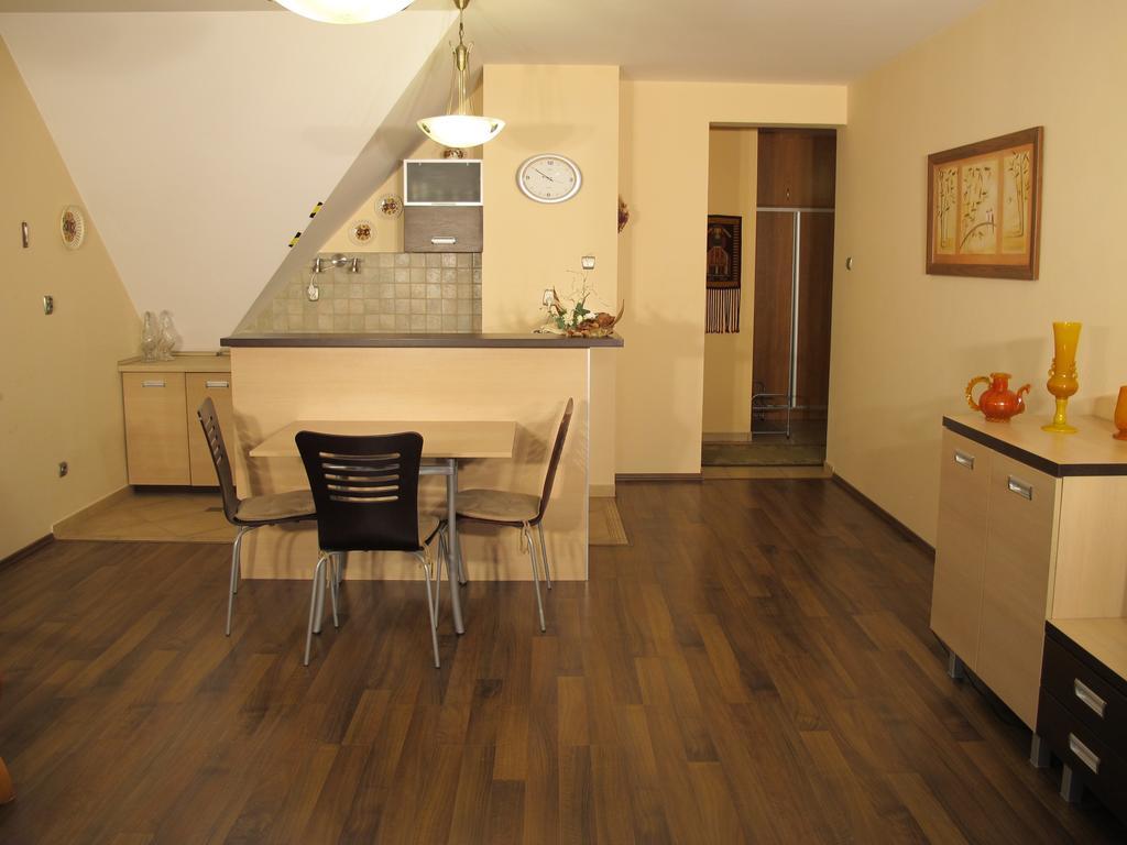 Apartament Wika - Pod Aniolem Kazimierz Dolny Chambre photo